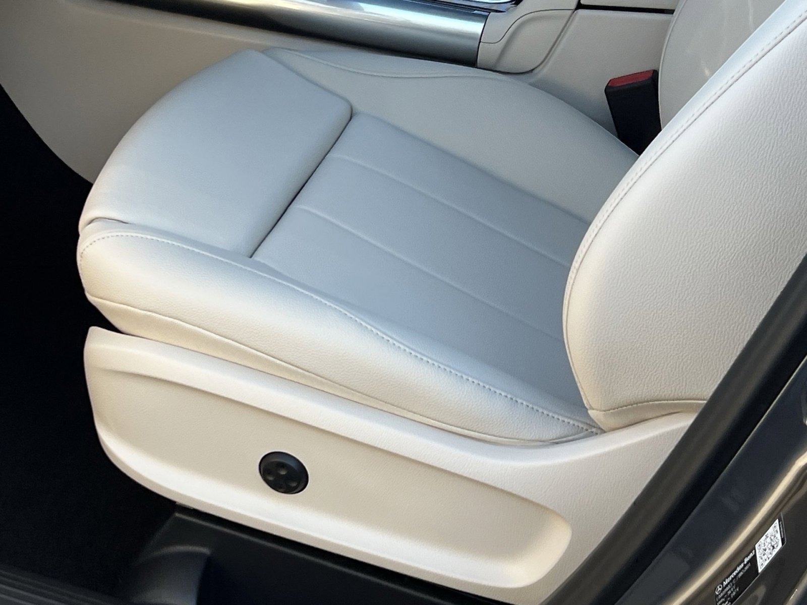 New 2026 Mercedes-Benz GLA 250 4MATIC image 12