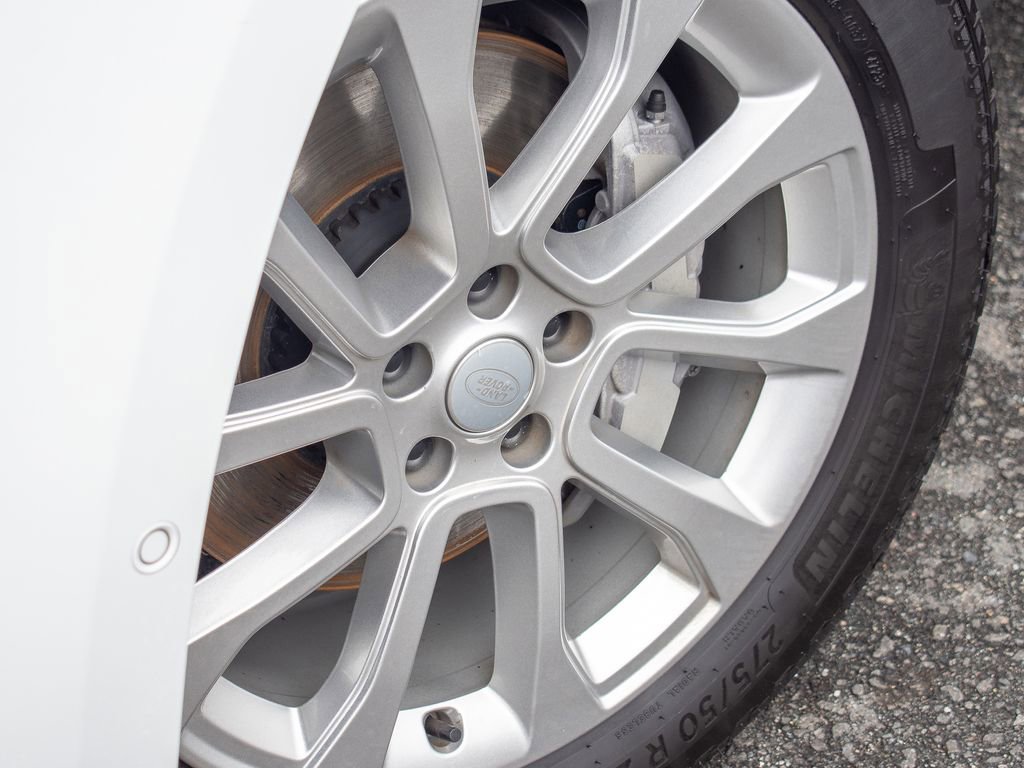 Certified 2024 Land Rover Range Rover Sport SE AWD/4WD image 9