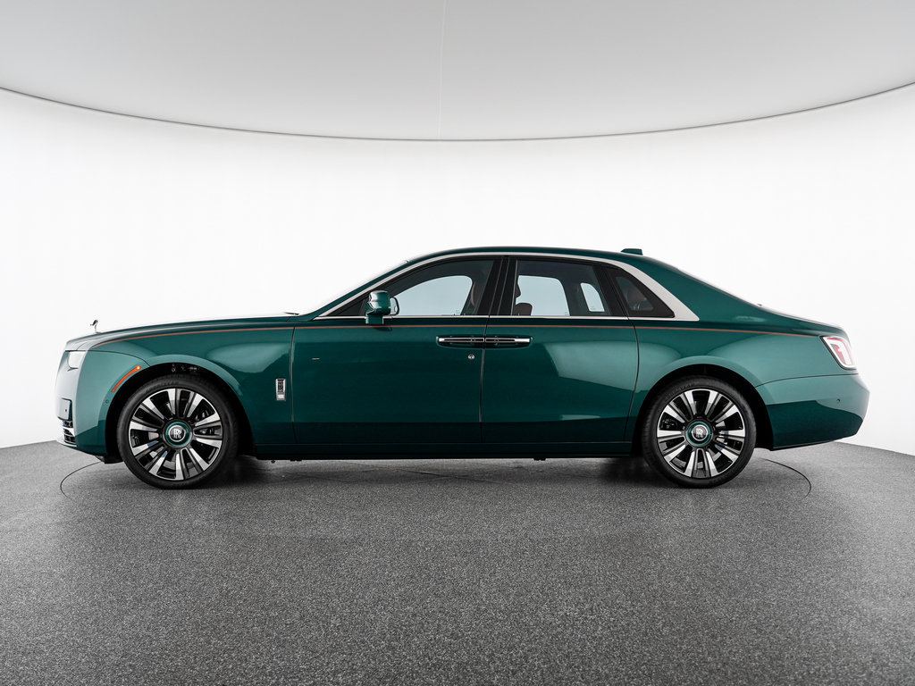 Certified 2025 Rolls-Royce Ghost AWD/4WD image 11