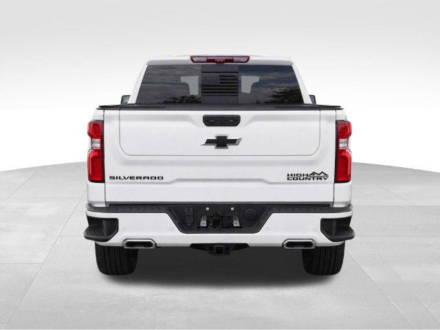 Used 2022 Chevrolet Silverado 1500 High Country w/ High Country Premium Package AWD/4WD image 4