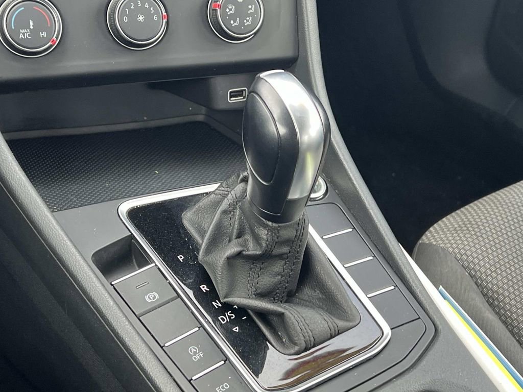 Used 2019 Volkswagen Jetta SE image 21