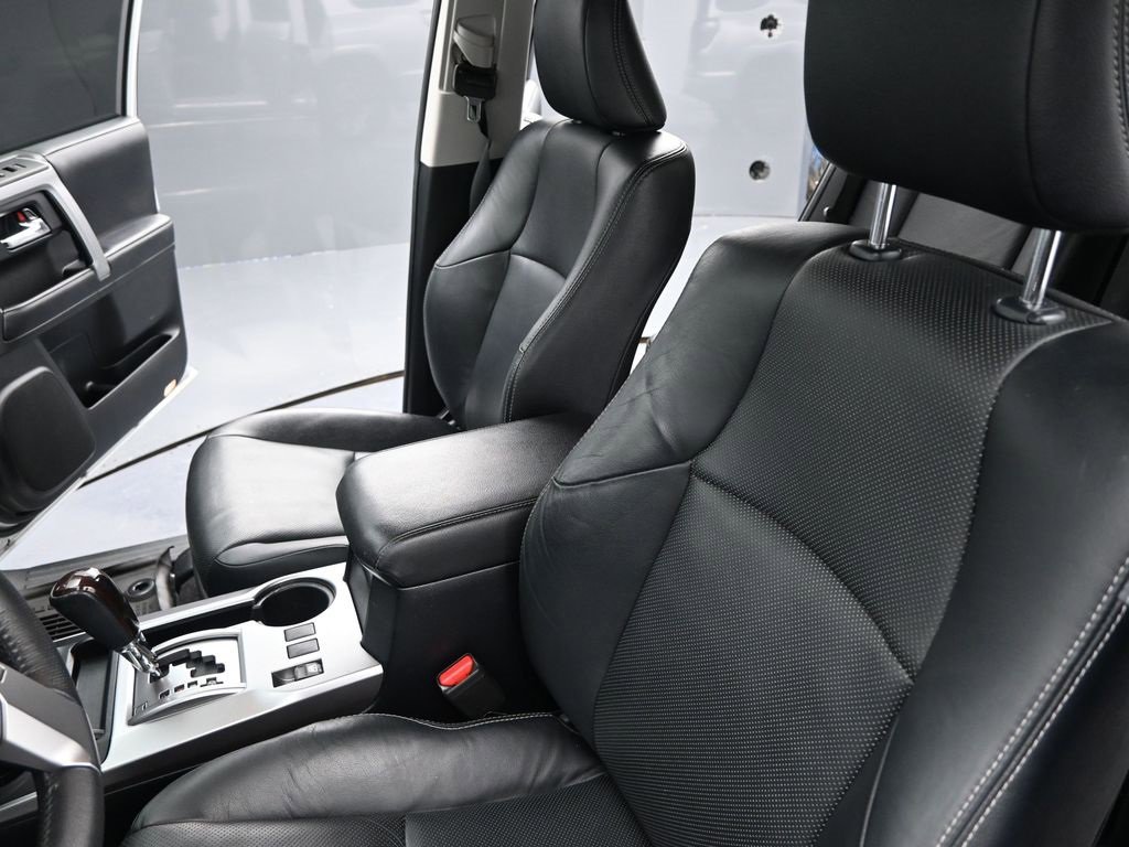 Used 2022 Toyota 4Runner Limited image 9