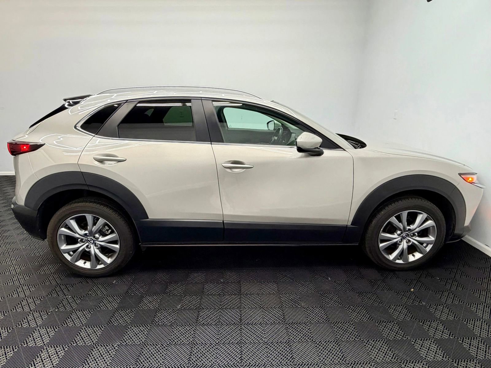 Used 2023 MAZDA CX-30 AWD 2.5 S w/ Preferred Package image 9