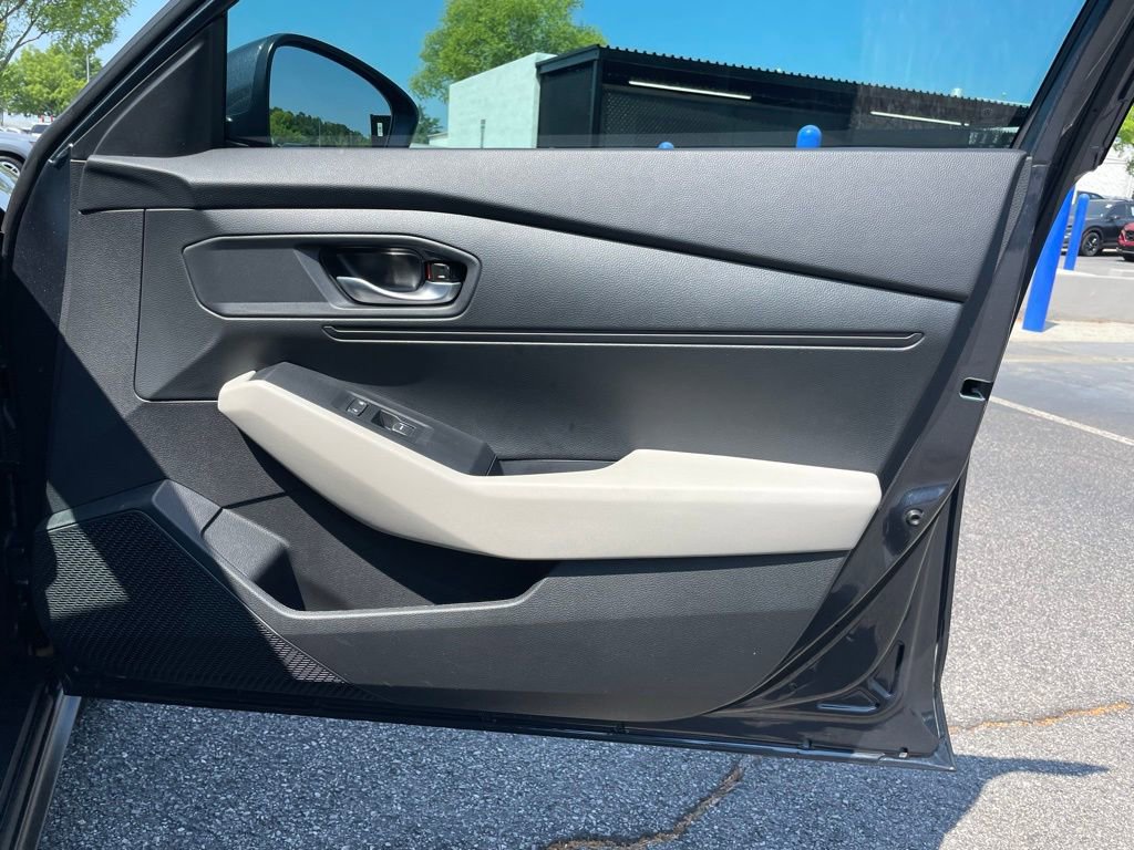 Certified 2025 Honda Accord LX image 29