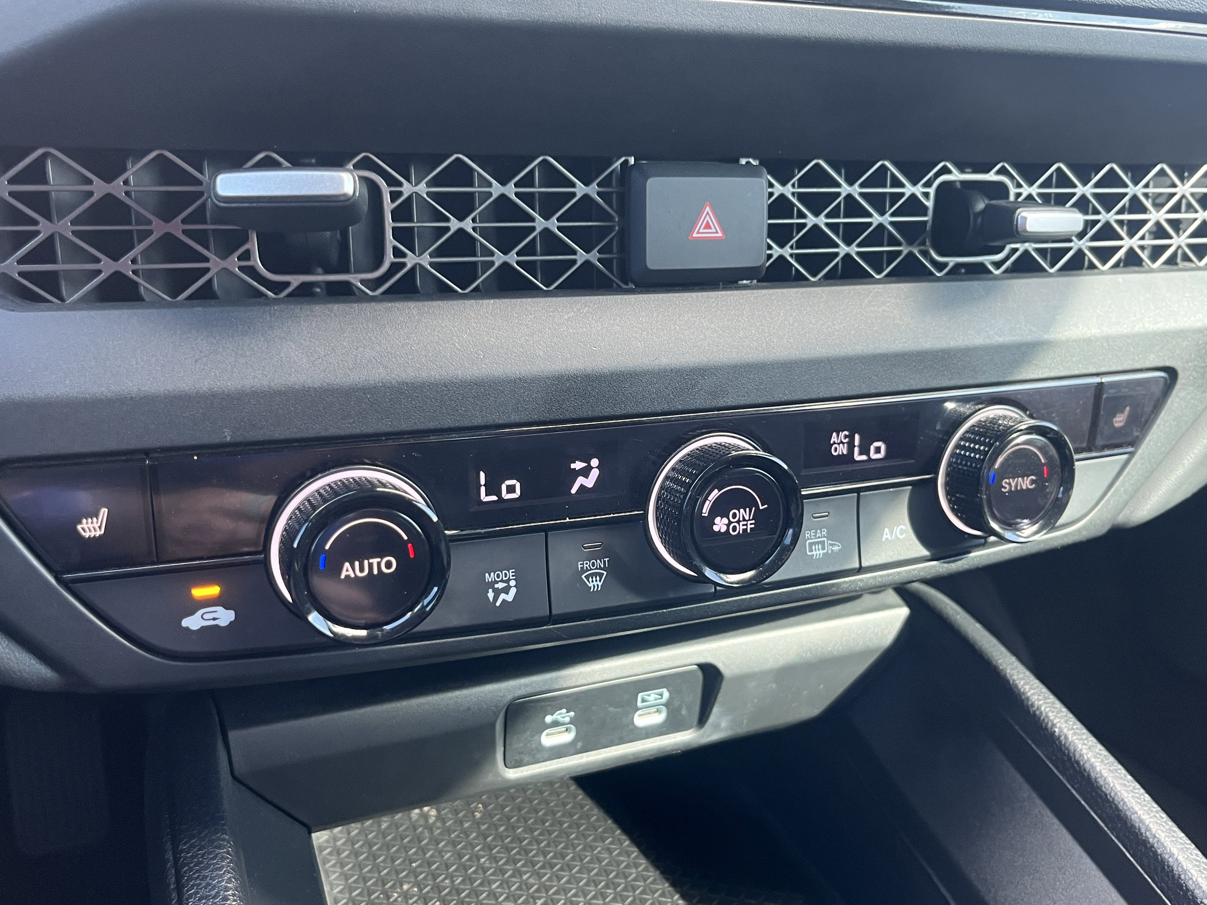 Used 2025 Honda Accord SE image 24