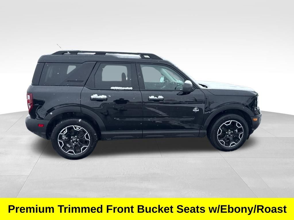 Used 2025 Ford Bronco Sport Outer Banks image 8