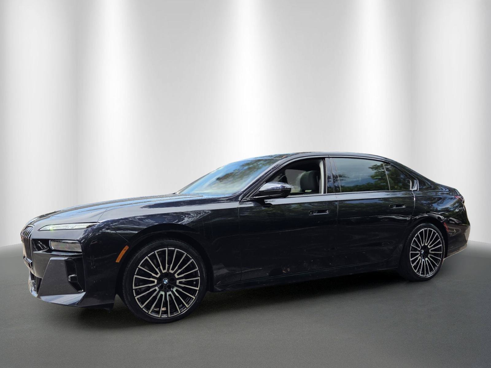 New 2026 BMW 740i xDrive w/ Executive Package AWD/4WD image 3