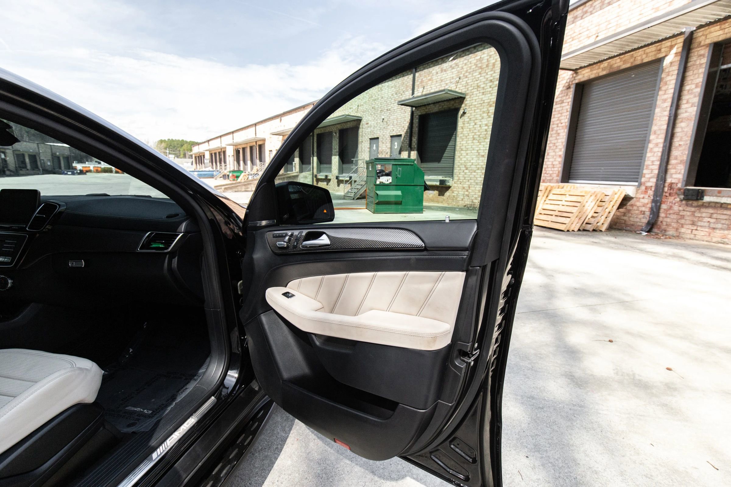 Used 2018 Mercedes-Benz GLE 63 AMG S image 30