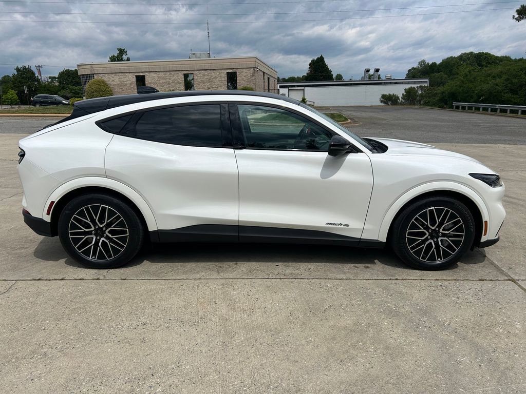 Used 2025 Ford Mustang Mach-E Premium AWD/4WD image 7