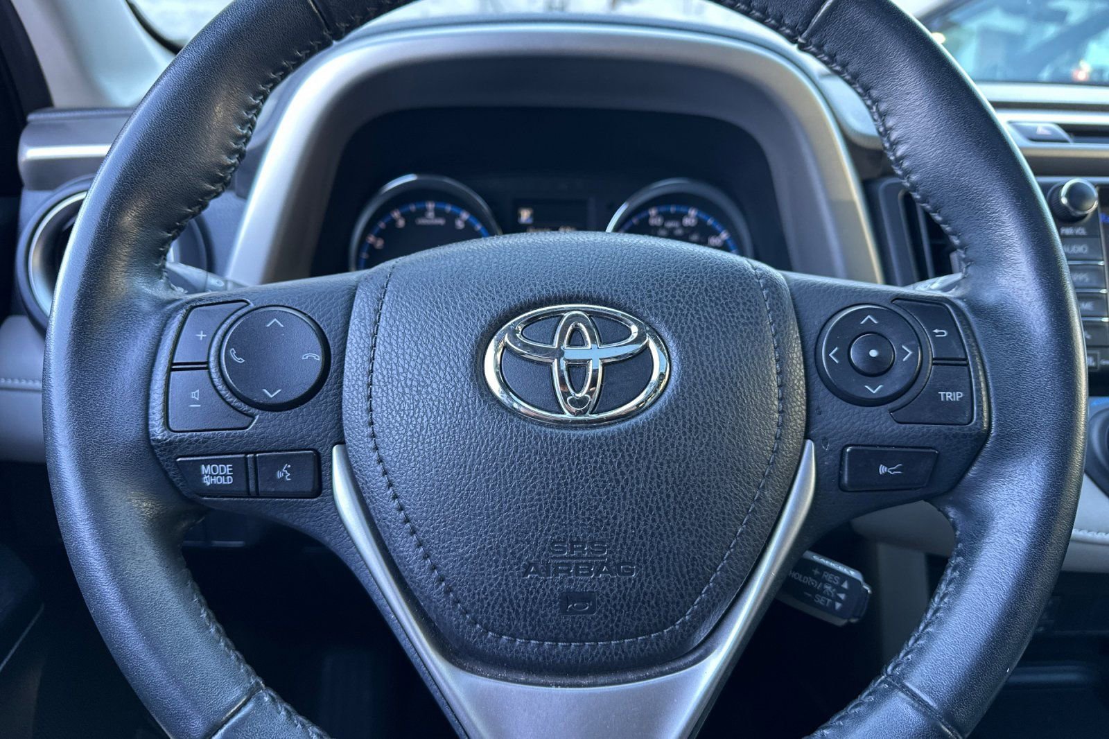 Used 2016 Toyota RAV4 Limited FWD image 21