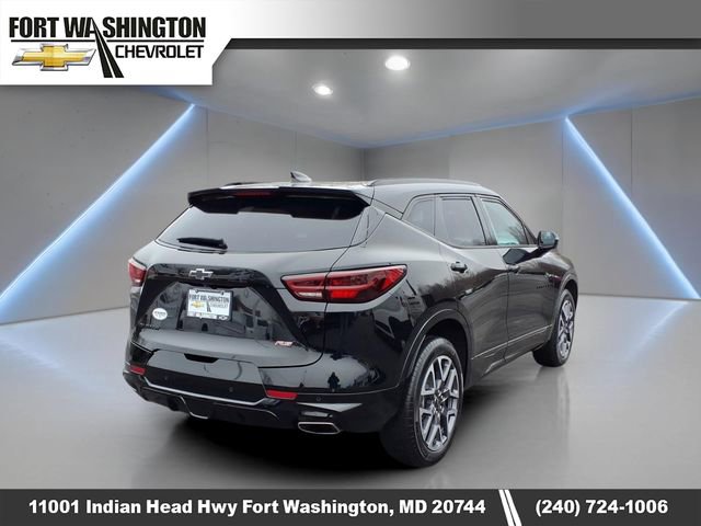 Used 2025 Chevrolet Blazer RS image 3