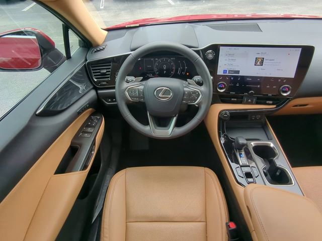 Used 2025 Lexus NX 250 FWD w/ Accessory Package (Z2) image 18