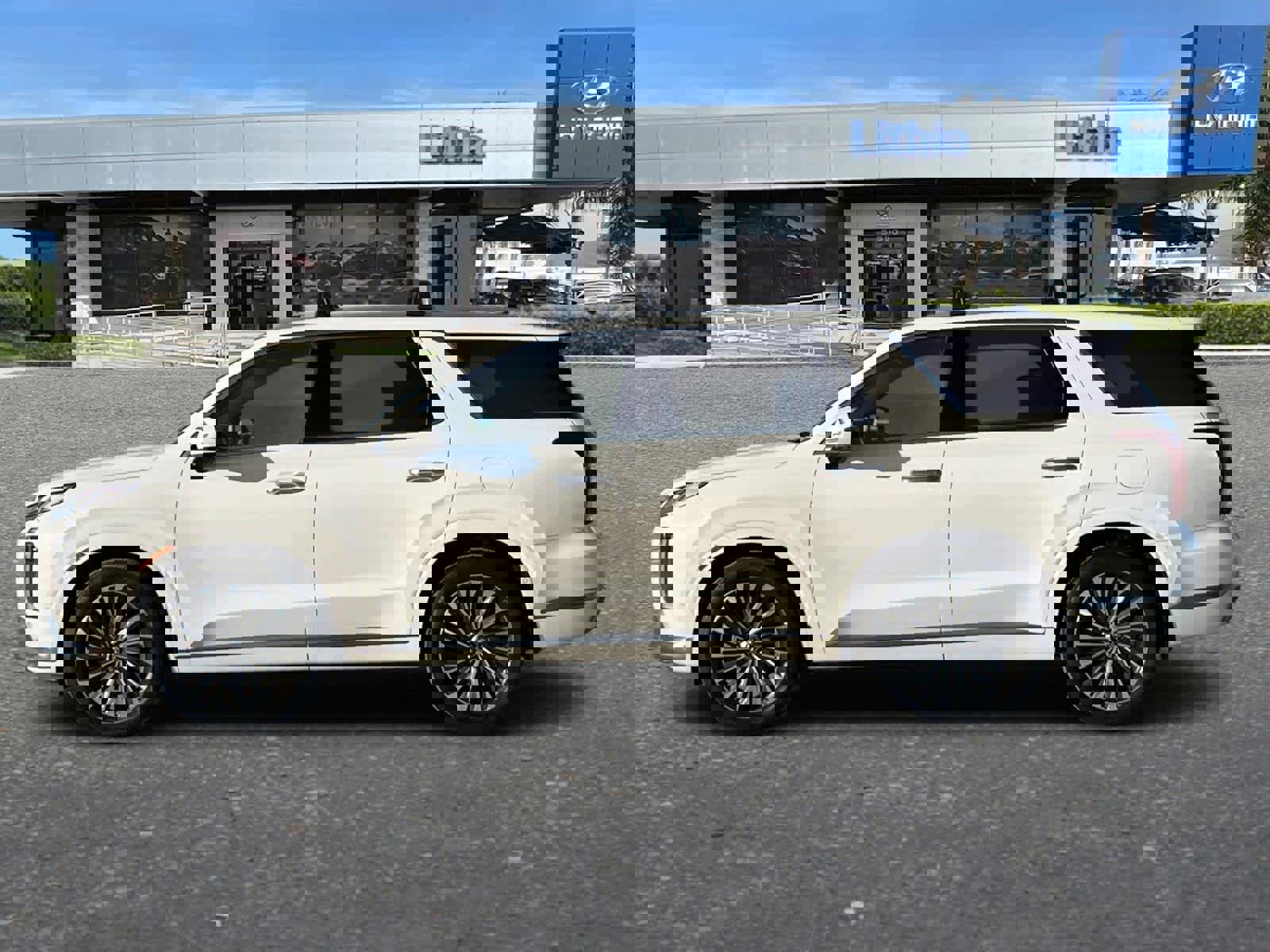 Used 2023 Hyundai Palisade Calligraphy image 6