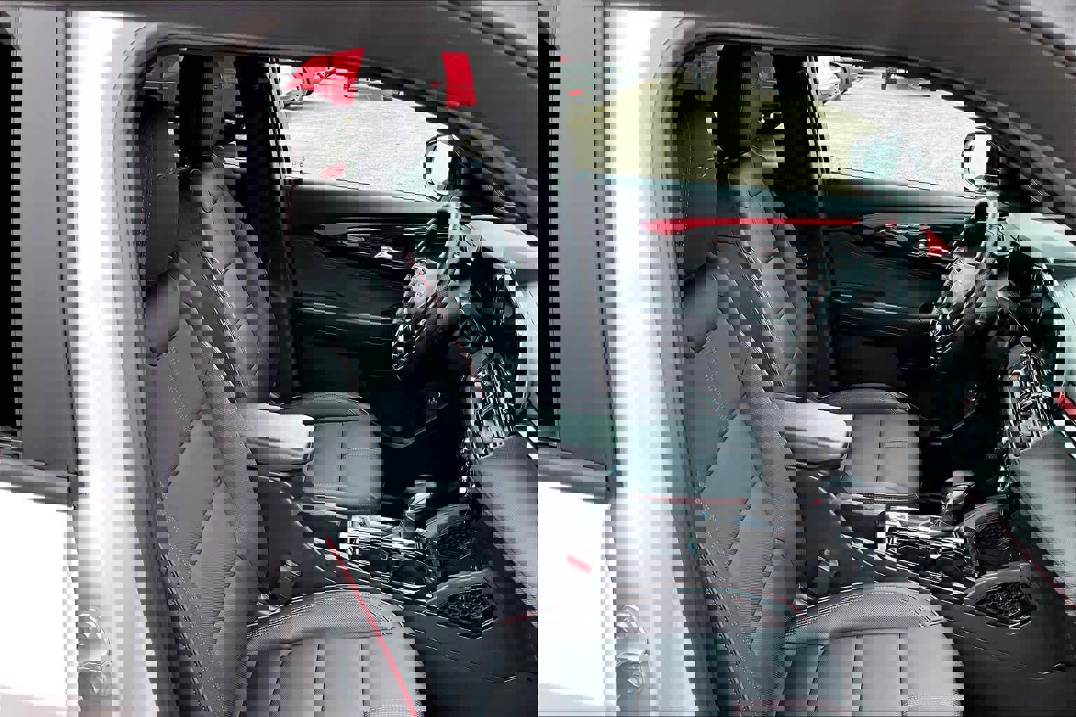 Used 2025 Chevrolet TrailBlazer RS w/ Convenience Package image 9