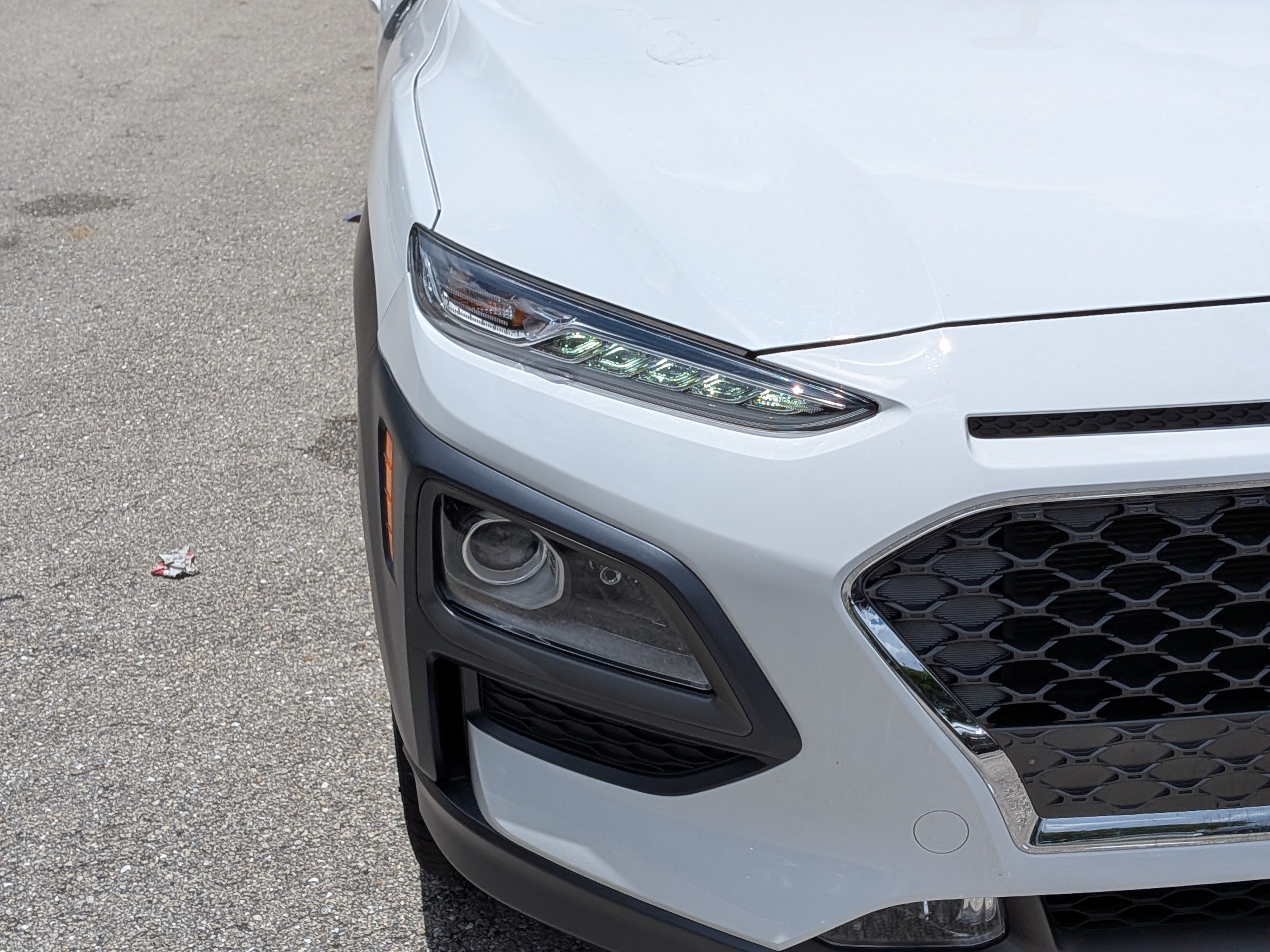 Used 2021 Hyundai Kona Limited w/ Cargo Package FWD image 8