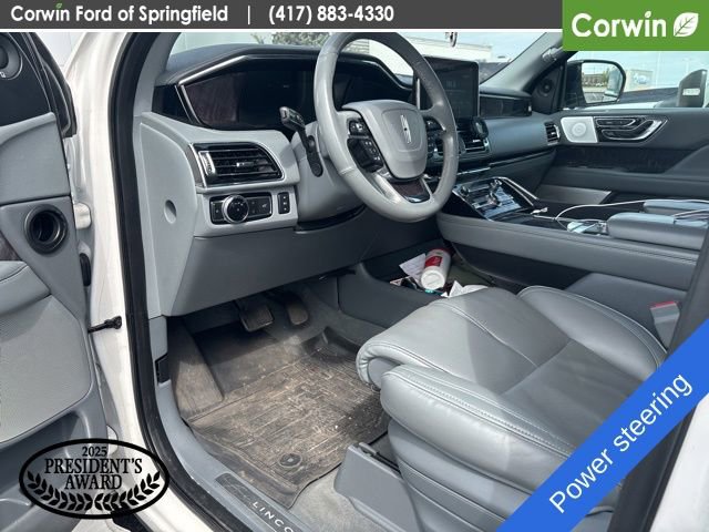 Used 2019 Lincoln Navigator L Reserve w/ Cargo Package image 16