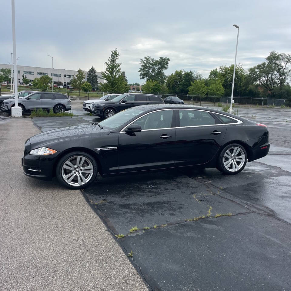 Used 2012 Jaguar XJ L RWD image 2