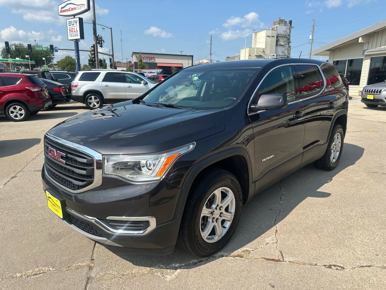 Used 2017 GMC Acadia SLE FWD image 7