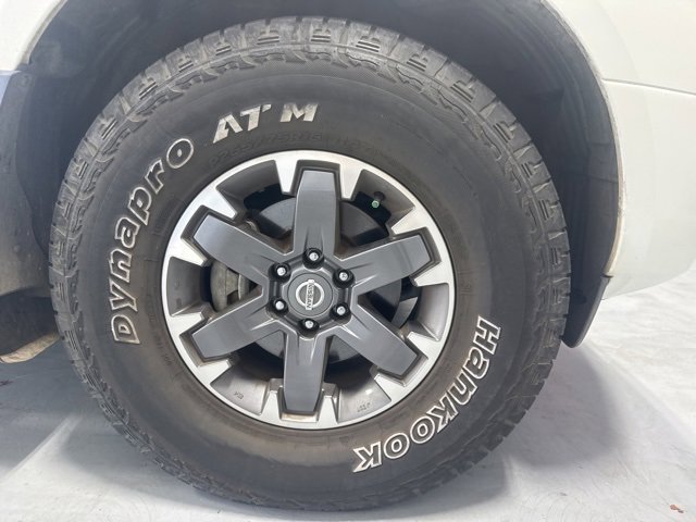 Used 2021 Nissan Frontier PRO-4X w/ Pro-4x Utility Package image 4