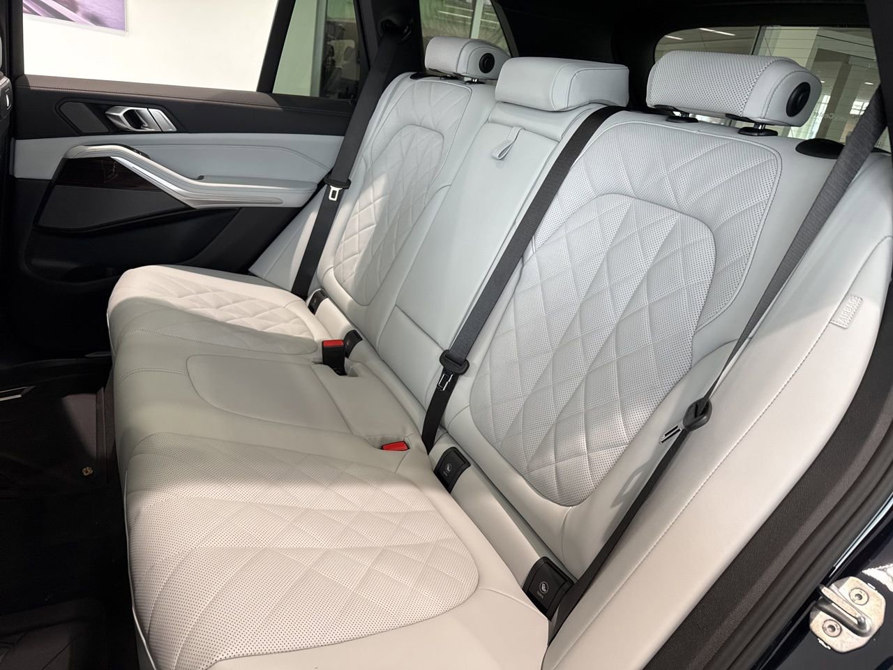 New 2026 BMW X5 xDrive40i w/ M Sport Package AWD/4WD image 43