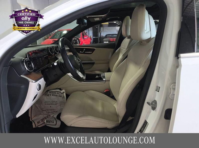 Used 2023 Mercedes-Benz C 300 4MATIC Sedan image 12
