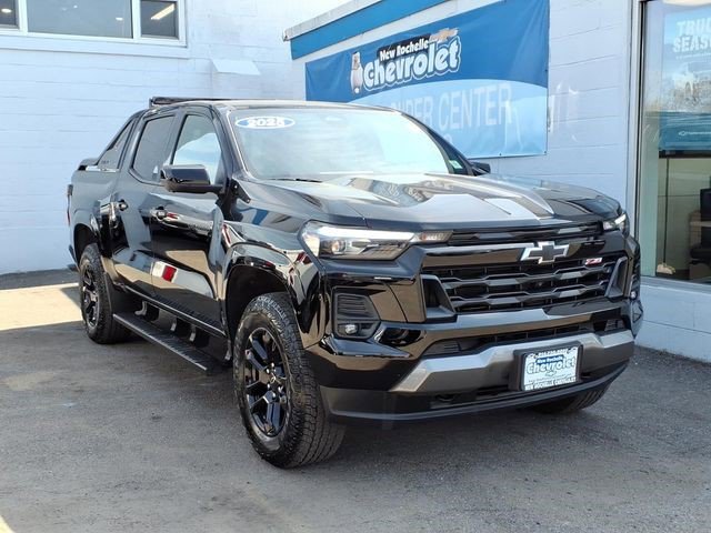 Certified 2025 Chevrolet Colorado Z71 w/ Midnight Edition