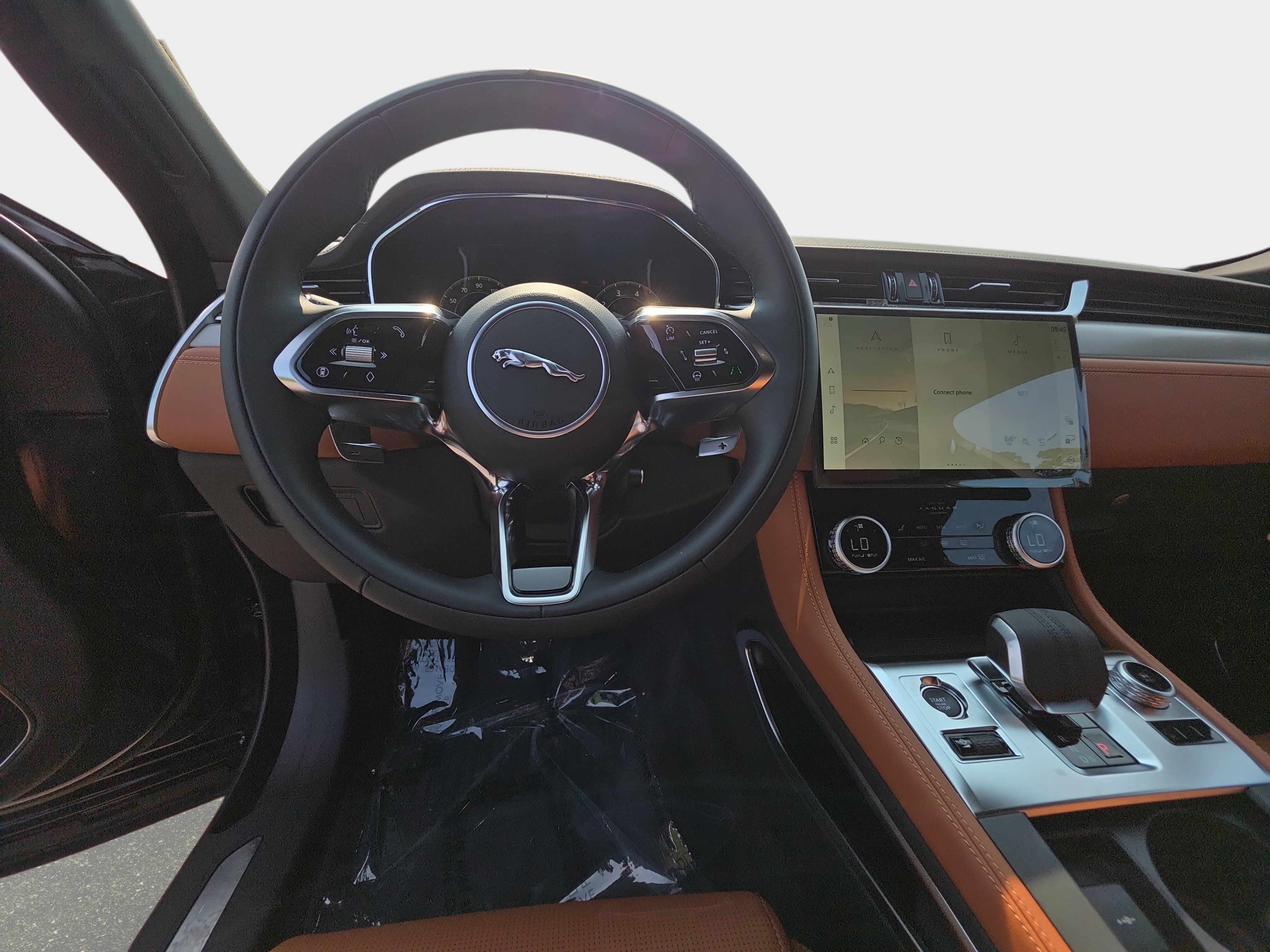 New 2026 Jaguar F-PACE R-Dynamic S AWD/4WD image 16