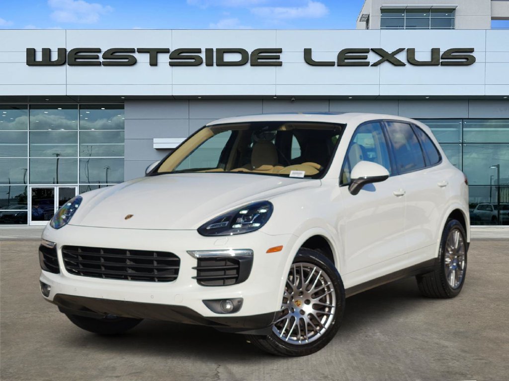 Used 2017 Porsche Cayenne AWD/4WD image 1
