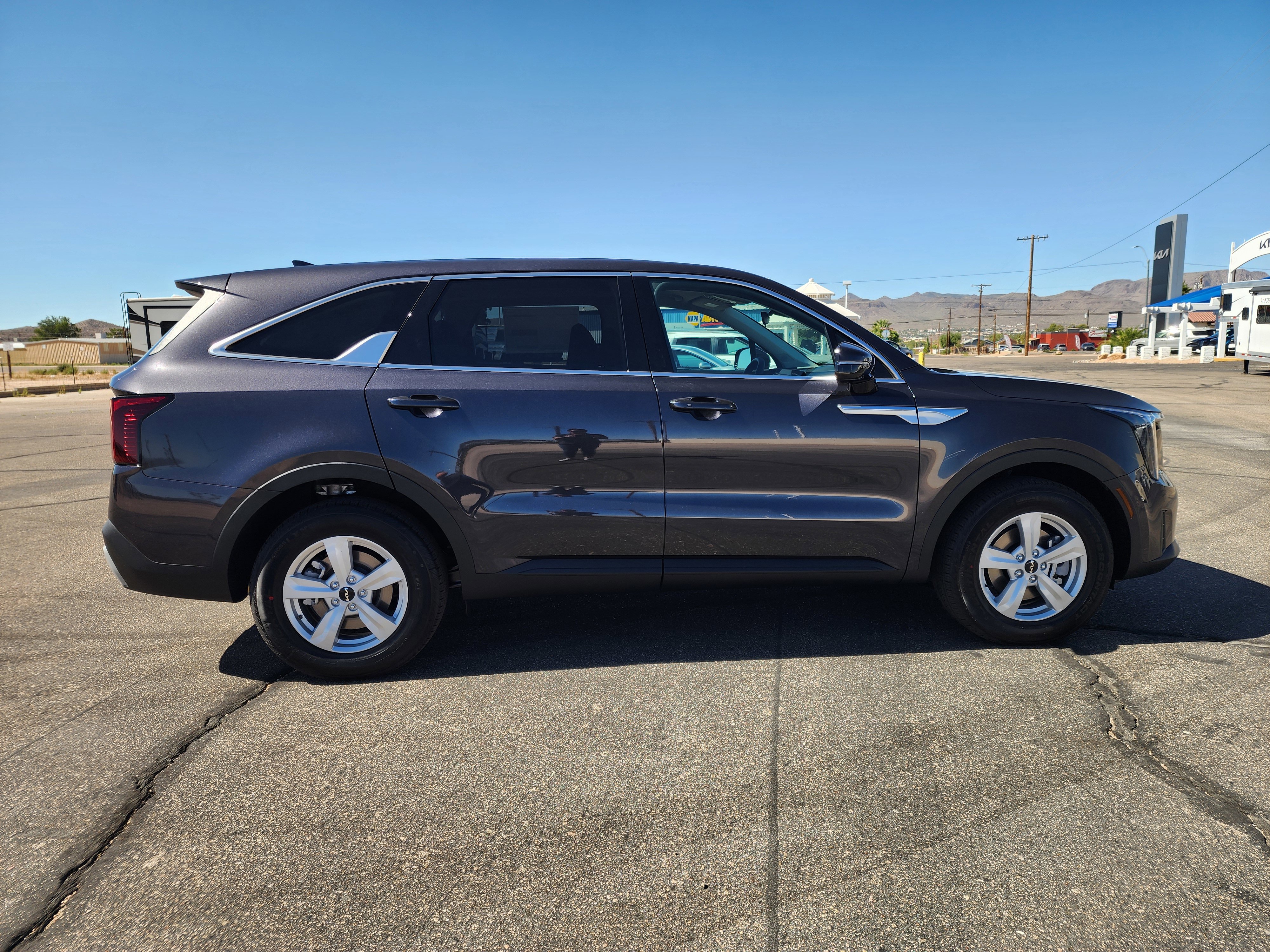 New 2026 Kia Sorento LX image 4
