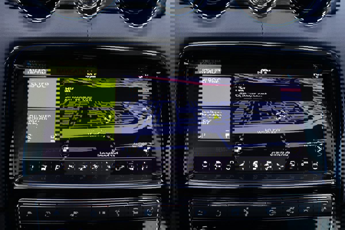 Used 2019 Jaguar XJ L Portfolio image 25