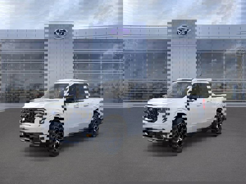 New 2025 Ford Maverick Lariat w/ 4K Tow Package