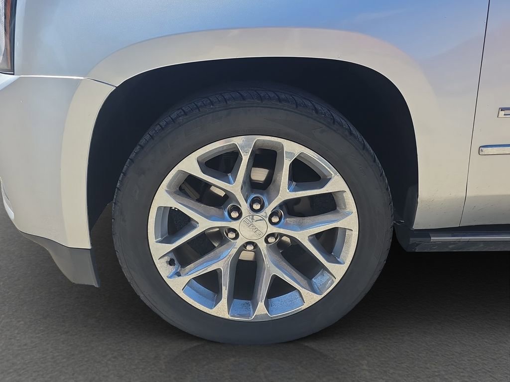 Used 2015 GMC Yukon Denali w/ Premium Package image 4