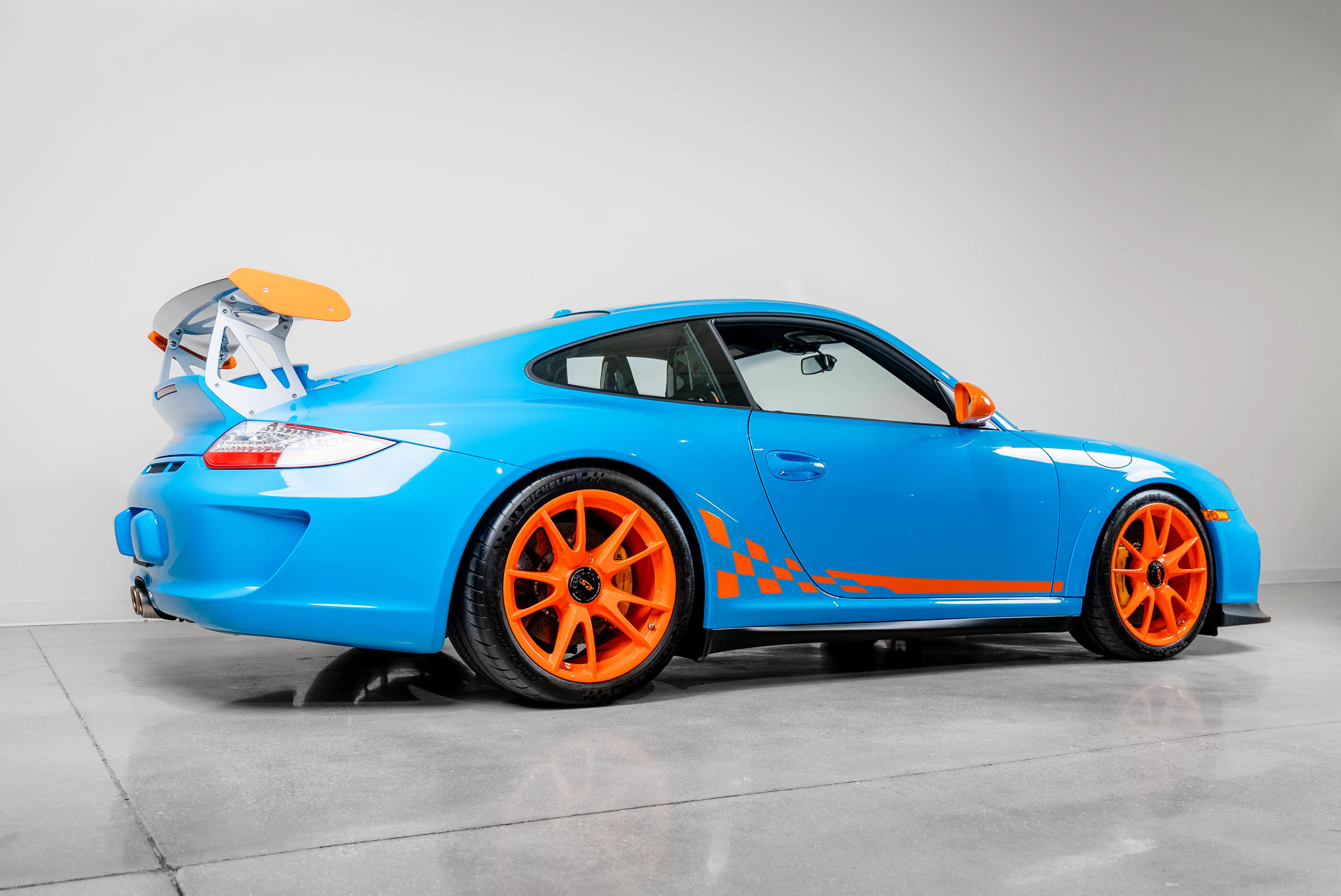 Used 2011 Porsche 911 GT3 RS RWD image 43