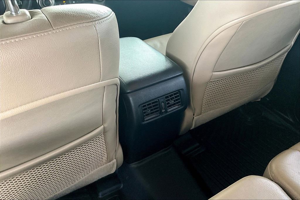 Used 2013 Toyota 4Runner Limited image 18
