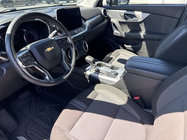 Used 2024 Chevrolet Blazer LT w/ Convenience Package FWD image 10