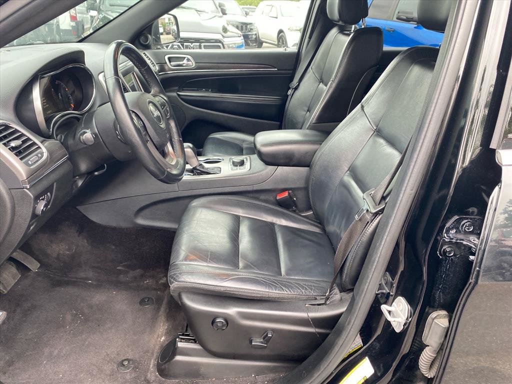 Used 2018 Jeep Grand Cherokee Limited AWD/4WD image 9