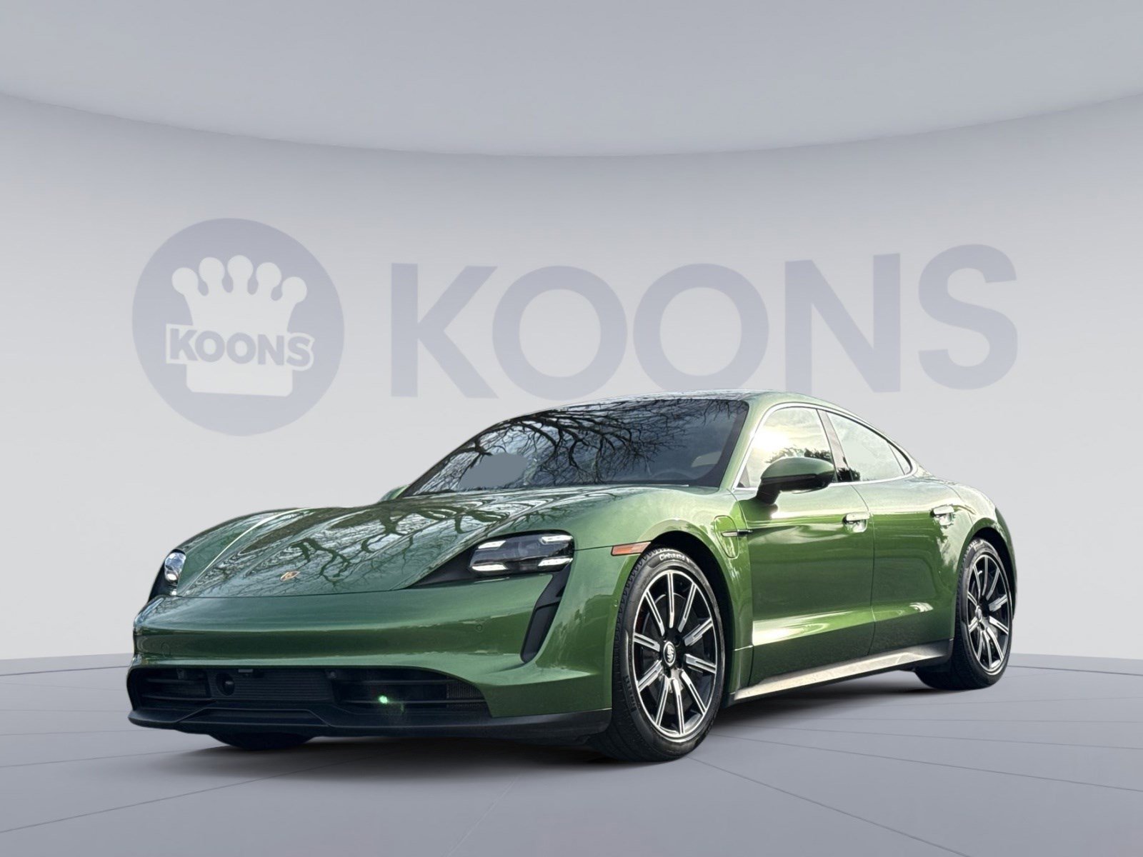 Used 2020 Porsche Taycan 4S image 1