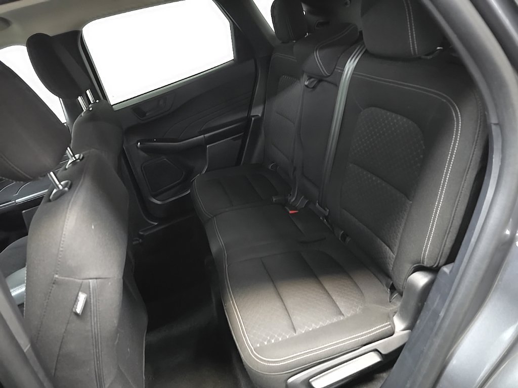 Certified 2025 Ford Escape Active AWD/4WD image 32
