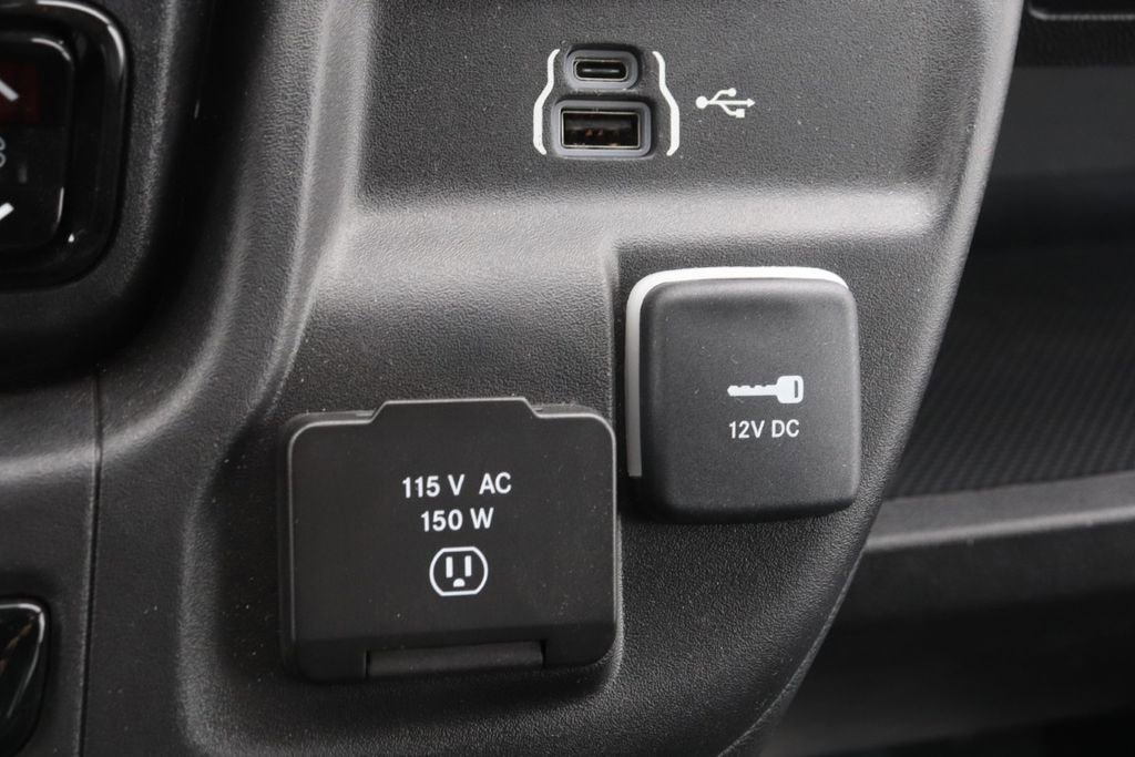 Used 2025 RAM ProMaster 1500 w/ Quick Order Package 22G SLT image 18