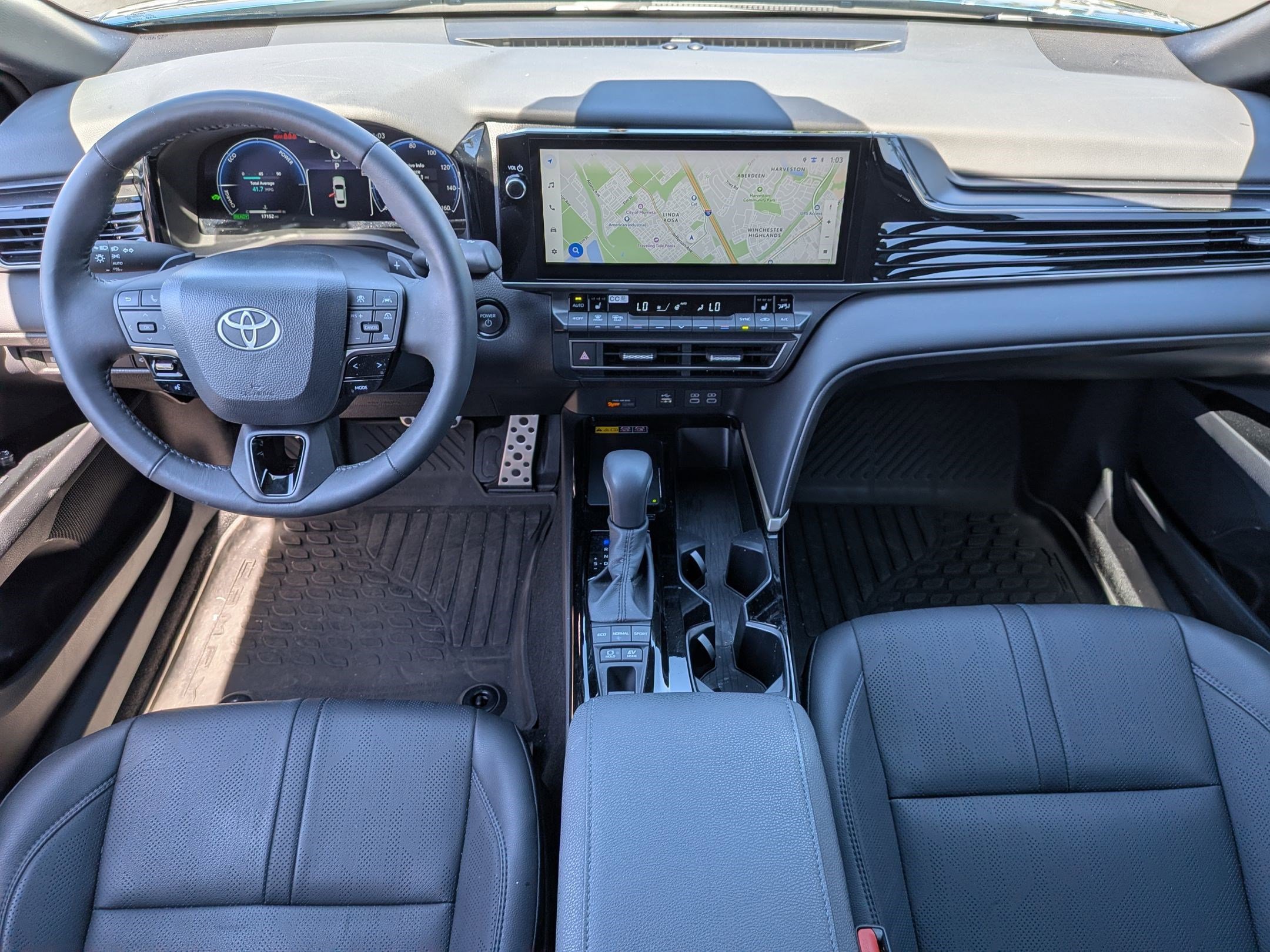 Used 2025 Toyota Camry XSE image 28