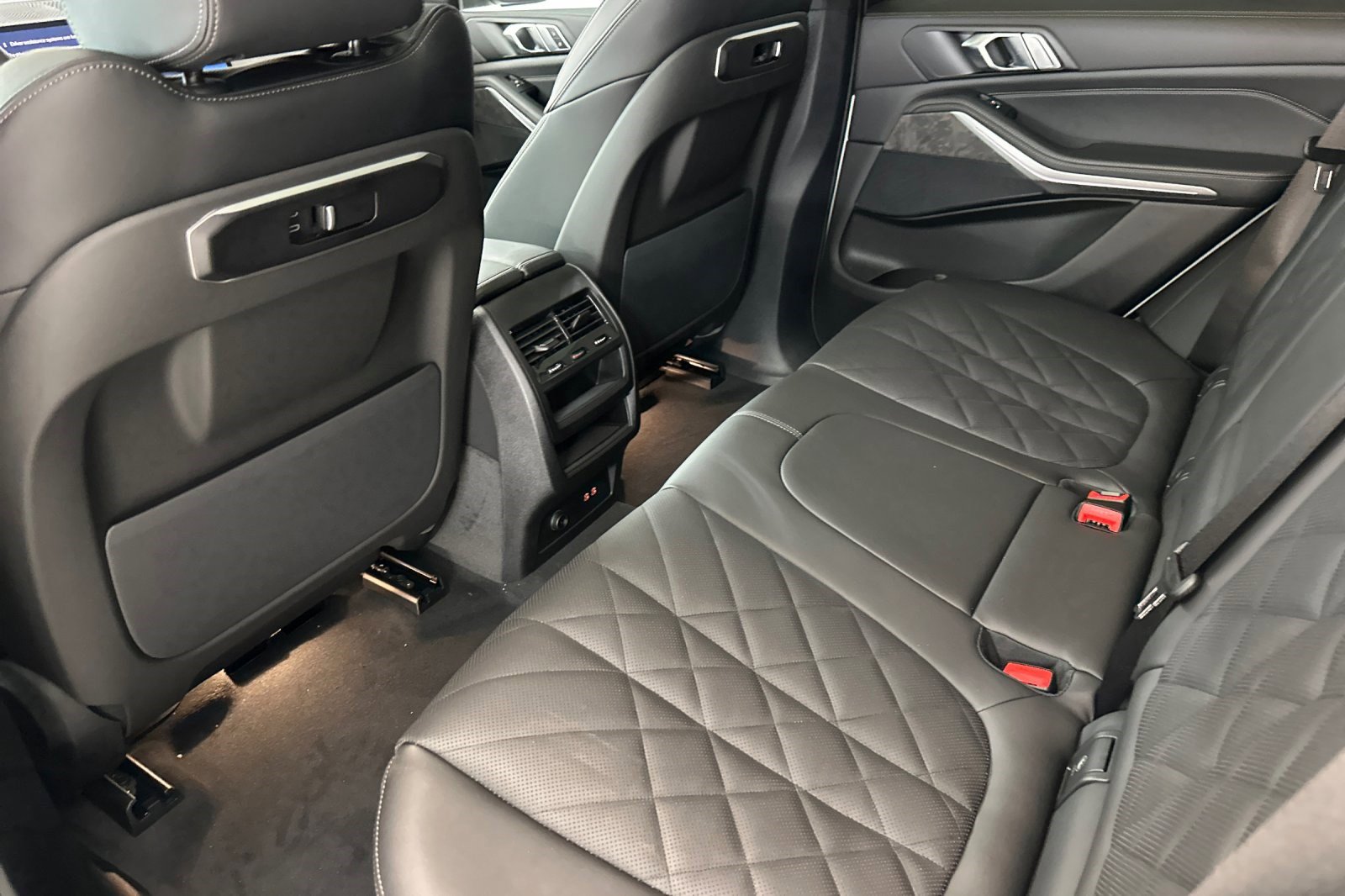 Used 2026 BMW X5 sDrive40i image 20