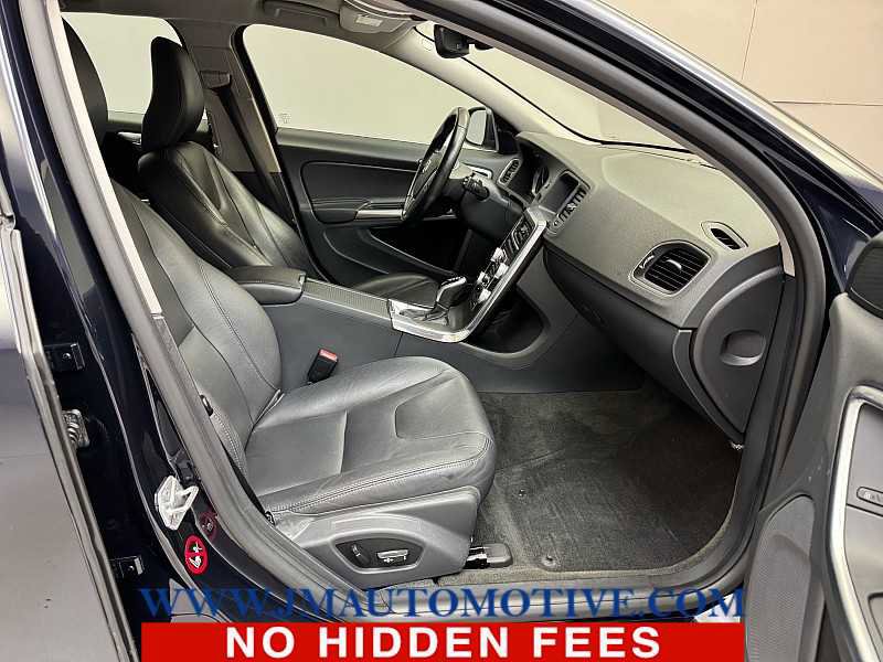 Used 2016 Volvo V60 T5 Premier AWD/4WD image 19