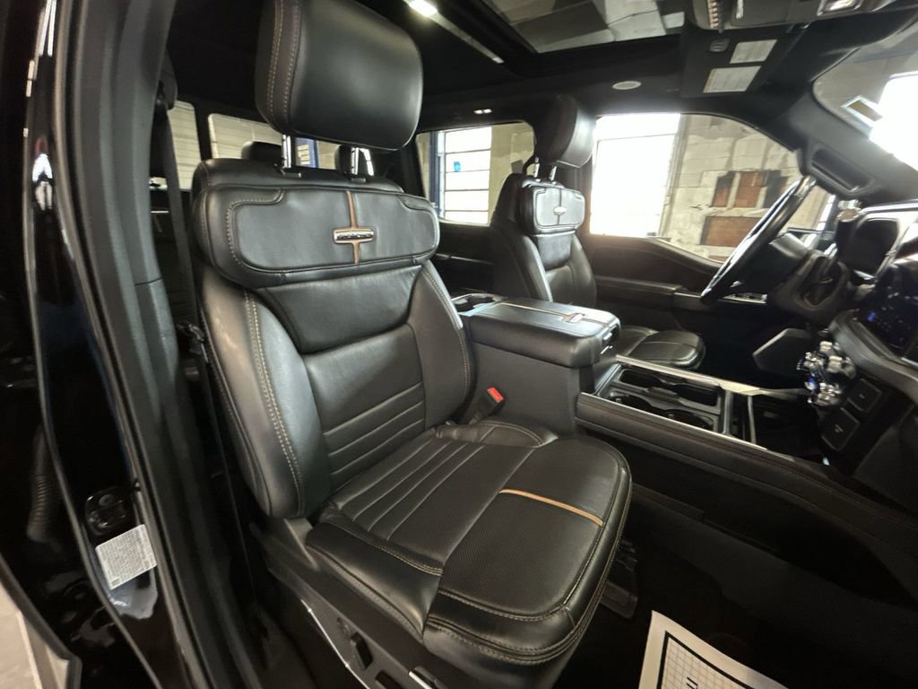 Used 2024 Ford F350 Platinum w/ FX4 Off-Road Package image 26