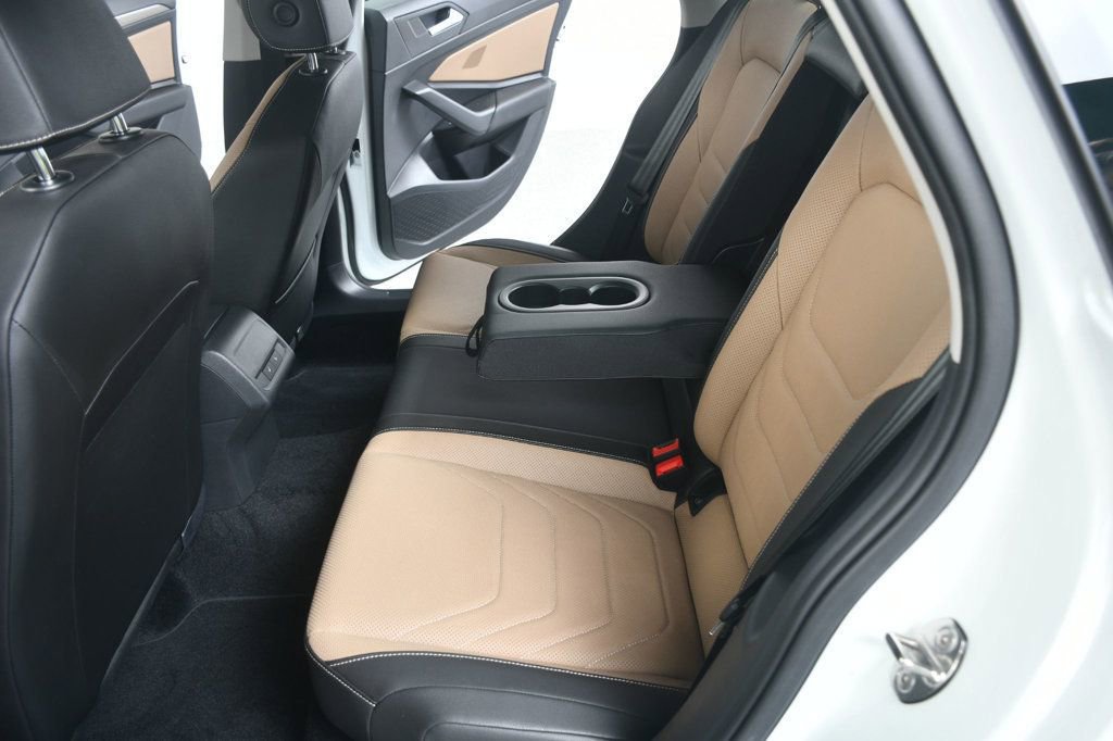 Used 2020 Volkswagen Jetta SEL Premium FWD image 35
