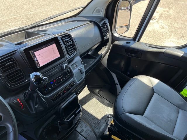 Used 2025 RAM ProMaster 2500 w/ Convenience Group FWD image 32