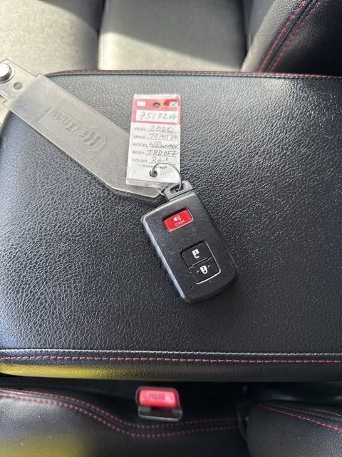 Certified 2020 Toyota 4Runner TRD Off-Road Premium w/ Moonroof Package image 29