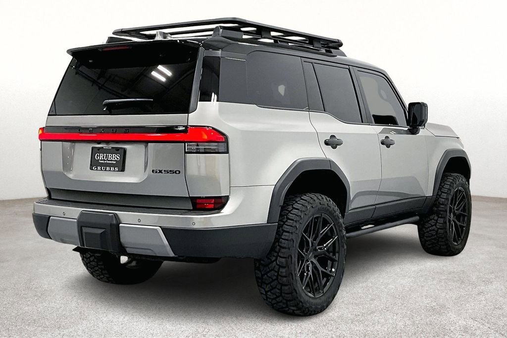 Used 2025 Lexus GX 550 image 2