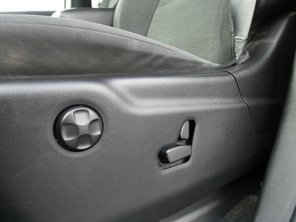 Used 2015 Jeep Grand Cherokee Laredo w/ Quick Order Package 23E image 23