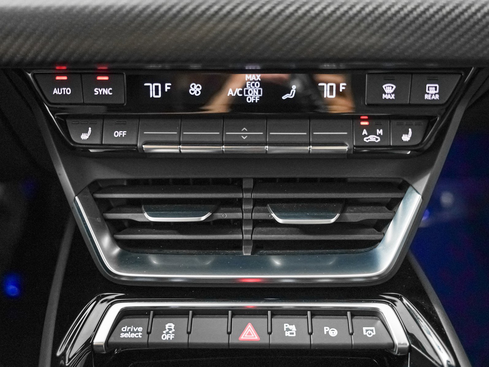 Certified 2024 Audi e-tron GT Prestige AWD/4WD image 18