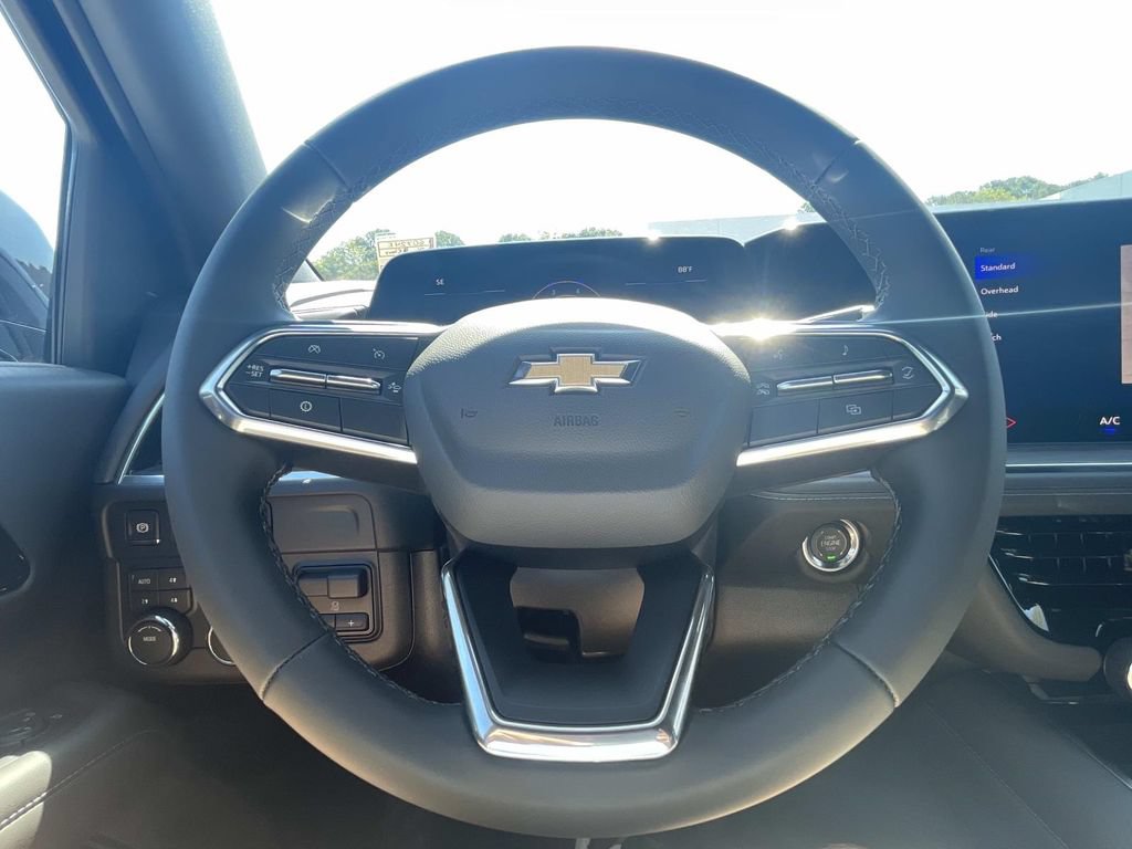 New 2026 Chevrolet Suburban LS w/ Max Trailering Package AWD/4WD image 23